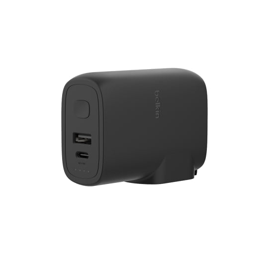 Belkin BoostCharge Hybrid - Wall Charger 25W + Power Bank 5K with Travel Adapter Kit - Black