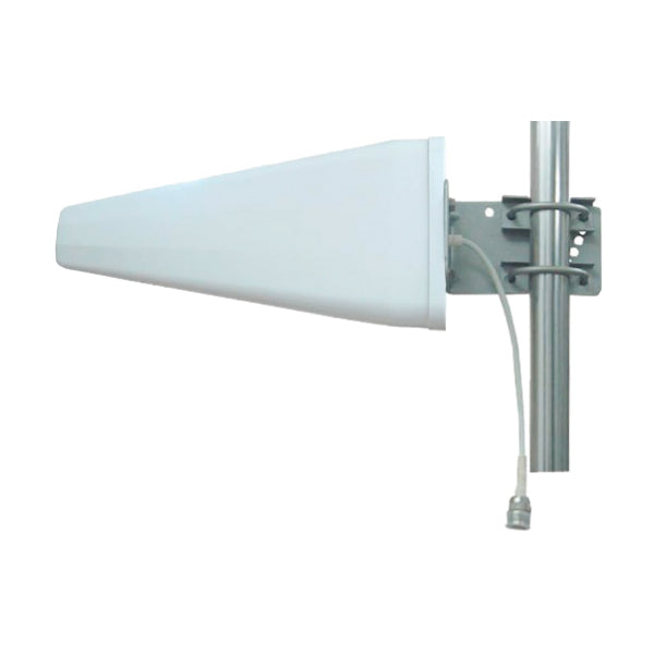 Blackhawk Wideband LPDA 698-2700 MHz 10/11 dBi - Optional Cable